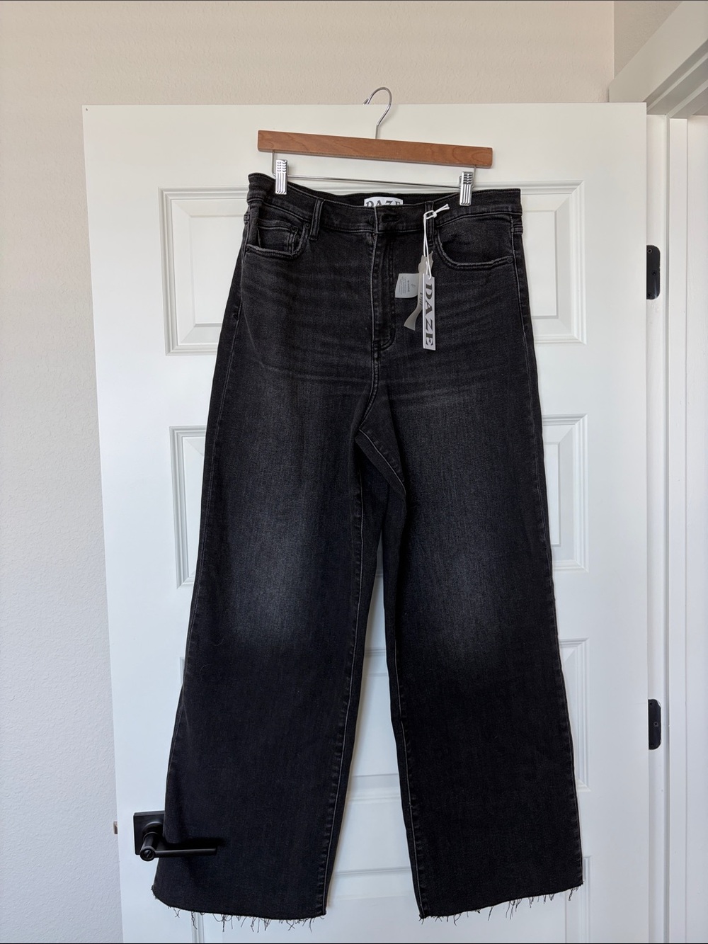 DAZE High-Waist Black Wide-Leg Jeans